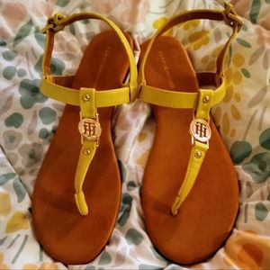 Tommy Hilfiger Yellow Leather T-strapped Sandals Women's Size 8.5
